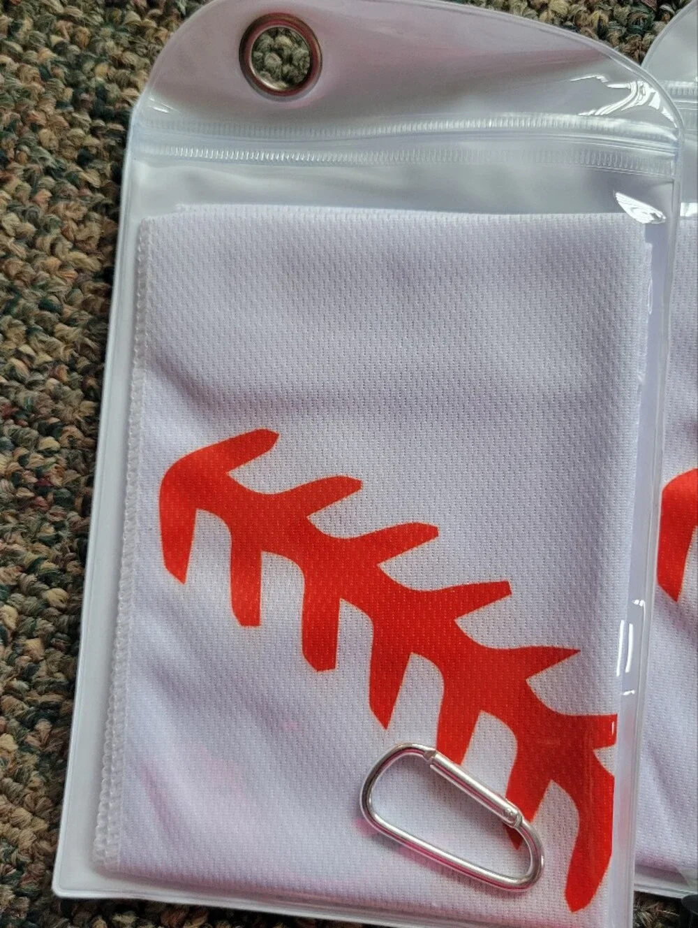 Set Of 3 -baseball Themed Cooling Rags And Eye Black